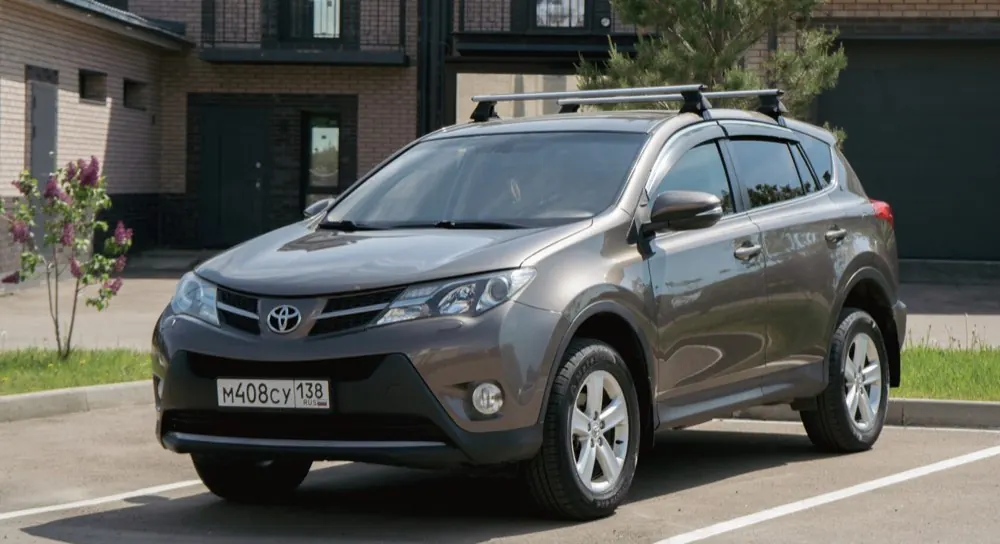 Toyota RAV4, фото 1
