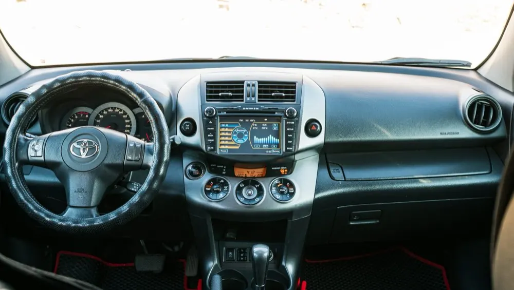 Toyota RAV4, фото 10
