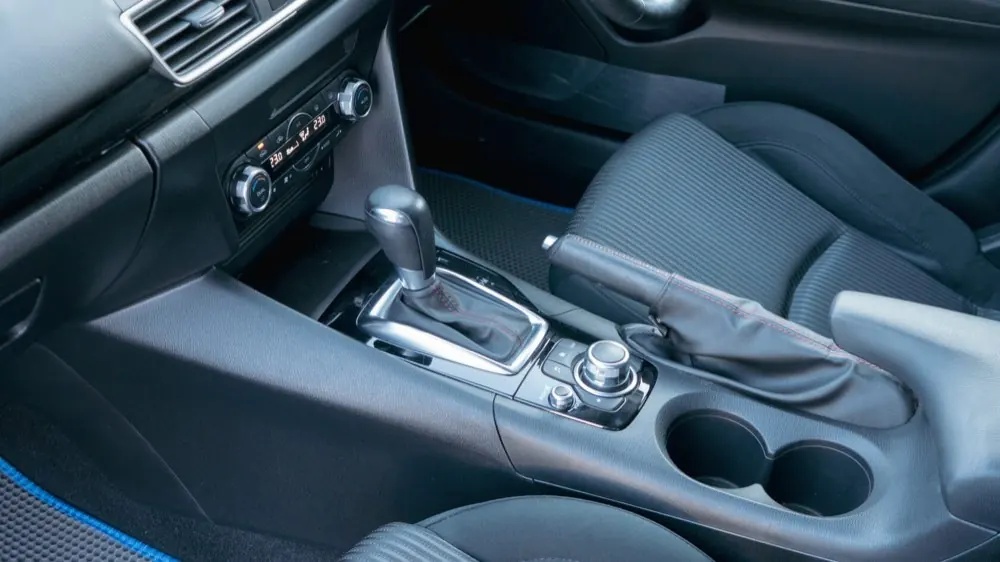 Mazda Axela, фото 4