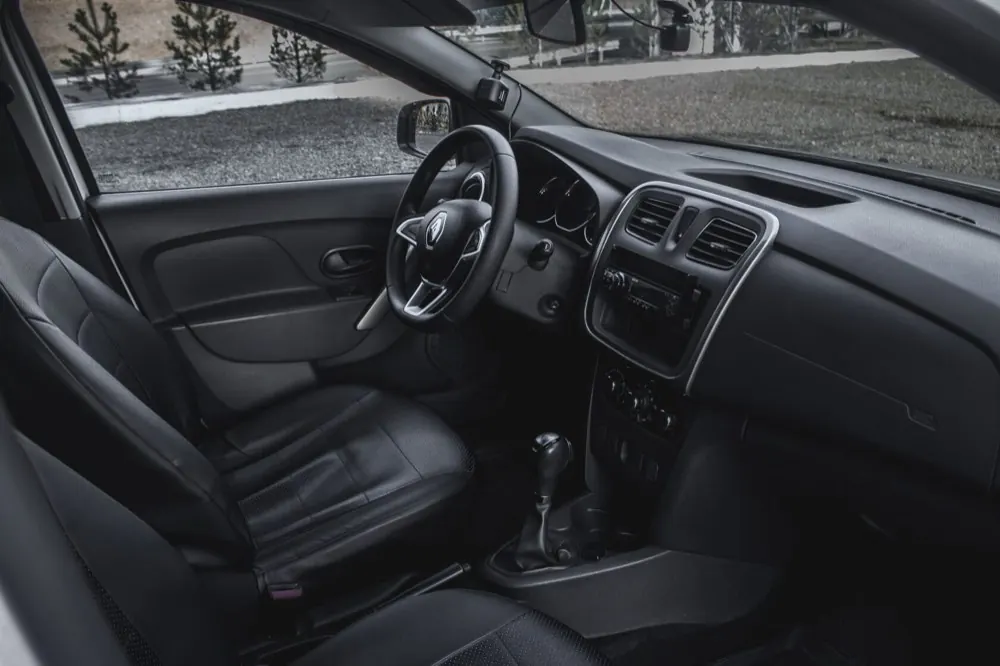 Renault Logan, фото 1