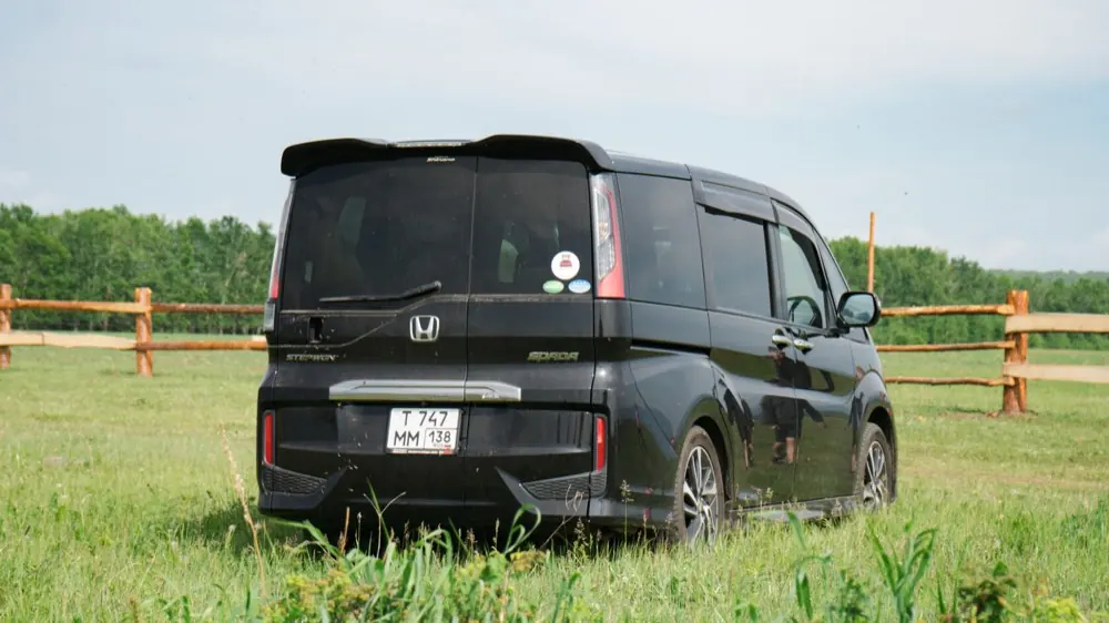 Honda Stepwgn, фото 6