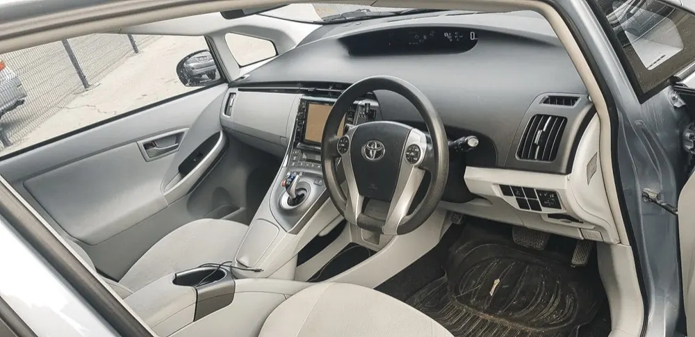 Toyota Prius, фото 1
