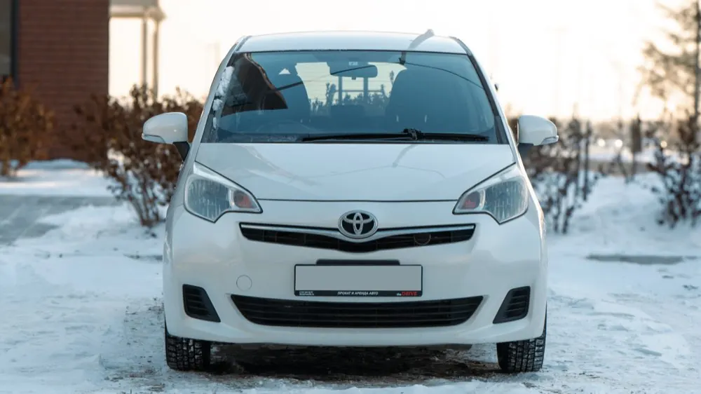 Toyota Ractis, фото 10